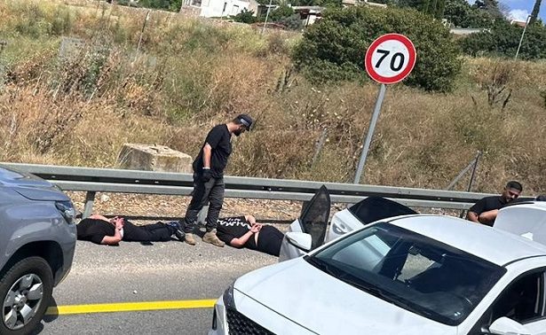 **اعتقال مشتبهين من عصابة خالدي في محاولة اغتيال مجيد سواعد عند خروجه من سجن كيشون – المتورطون الذين ما زالوا خارج السجن يُصَفّون واحدًا تلو الآخر**