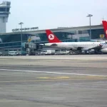 احتجاز طائرة إيرانية في مطار إسطنبول