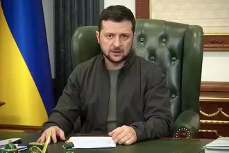 زيلينسكي: أوكرانيا سلمت جنديين كوريين شماليين إلى كوريا الجنوبية