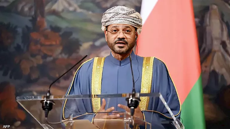 عمان: ملتزمون بمواصلة جهود حماية الملاحة في مضيق هرمز