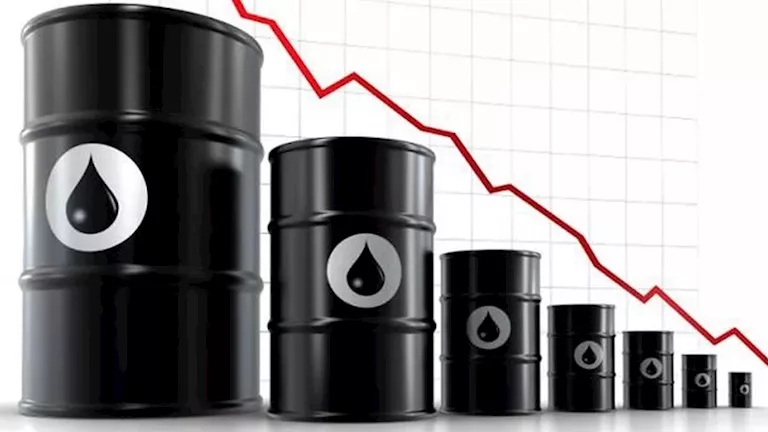 انخفاض أسعار النفط اليوم الأربعاء مع بدء المعاملات المبكرة وتأثيرات السوق العالمية على التوقعات الاقتصادية