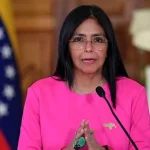 رئيسة فنزويلا المؤقتة توقع اتفاقًا تاريخيًا مع شركة توتال إنرجيز الفرنسية لتعزيز صناعة النفط والغاز