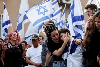 27% من الإسرائيليين يرون أن هناك "تهديد وجودي حقيقي" يلوح في الأفق يؤثر على مستقبلهم