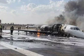 تحطم طائرة خاصة في مطار مصراتة الليبي: تفاصيل الحادث المؤلم وصور وفيديوهات حصرية