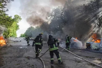 مقتل وإصابة 5 مدنيين في دونيتسك الروسية نتيجة هجمات أوكرانية متزايدة واحتدام الصراع العسكري