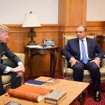 وزير الخارجية يؤكد تمسك مصر بدعم وحدة الدولة اليمنية