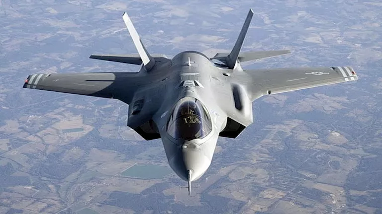 بريد إلكتروني مُهمَل يهدد أسرار F-35.. كيف وصلت أجزاء حساسة من  المقاتلة الأمريكية إلى  الصين؟