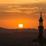 السلطات الليبية لسكان العاصمة طرابلس: "صلوا في بيوتكم".. ماذا حدث؟