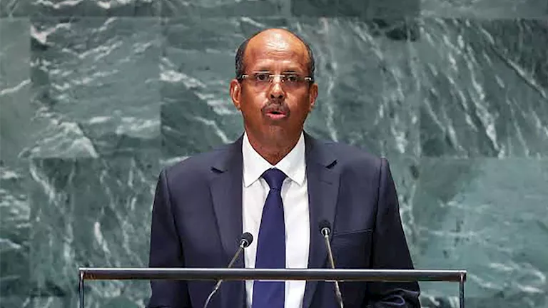 رئيس مفوضية الاتحاد الأفريقي: القارة بحاجة لرؤوس أموال ضخمة لتمويل مشروعات البنية التحتية