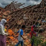 بقوة 5.9 درجة.. زلزال يضرب سومباوا في إندونيسيا