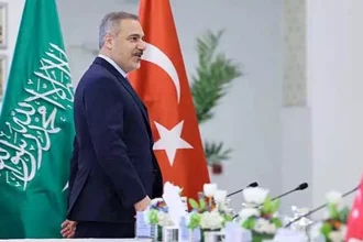 وزير الخارجية التركي يكشف مخرجات اجتماع "حلف مكة".. ماذا قال بشأن الدعم العسكري للسعودية؟
