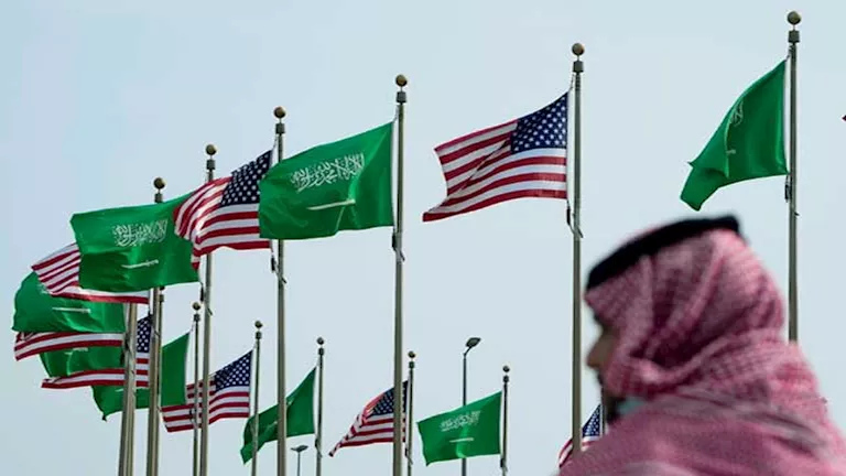 أمريكا تحذّر مواطنيها في السعودية من تصعيد حوثي مُحتمل: "المجال الجوي تحت التهديد"