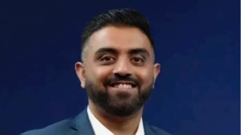 من هو سميت ماتشخار؟ الطيار الهندي الذي أصيب خلال واقعة طائرة فلاي دبي